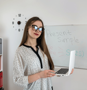https://tesol.org.vn/wp-content/uploads/2025/10/Untitled-design-2025-10-07T095816.050.png