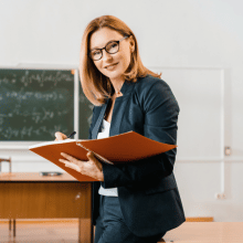 https://tesol.org.vn/wp-content/uploads/2025/10/Untitled-design-45.png